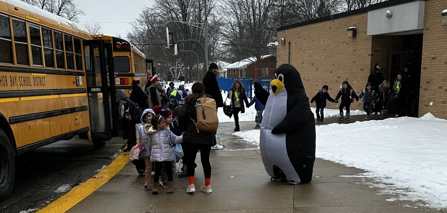 school bus,students,penguin